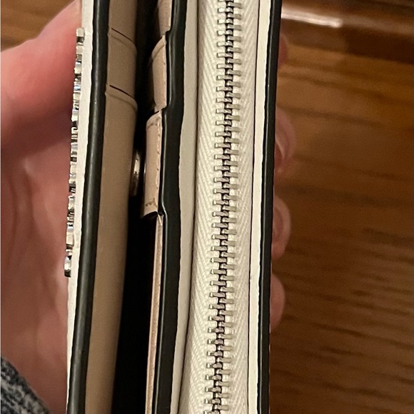 Kate Spade Wallet-Like new! - Picture 5 of 5